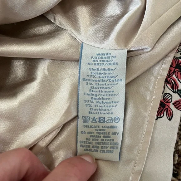 Boden Ivory Floral and Bird Print Pencil Skirt Size 12 - Picture 9 of 9